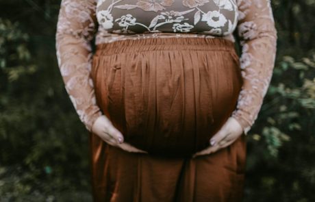 A Guide to Comfortable Fashion During Pregnancy